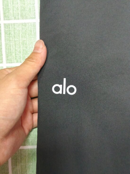 Brand New Alo Yoga Trouser- Deep Gray  (Regular)💻💼 - Picture 6 of 8